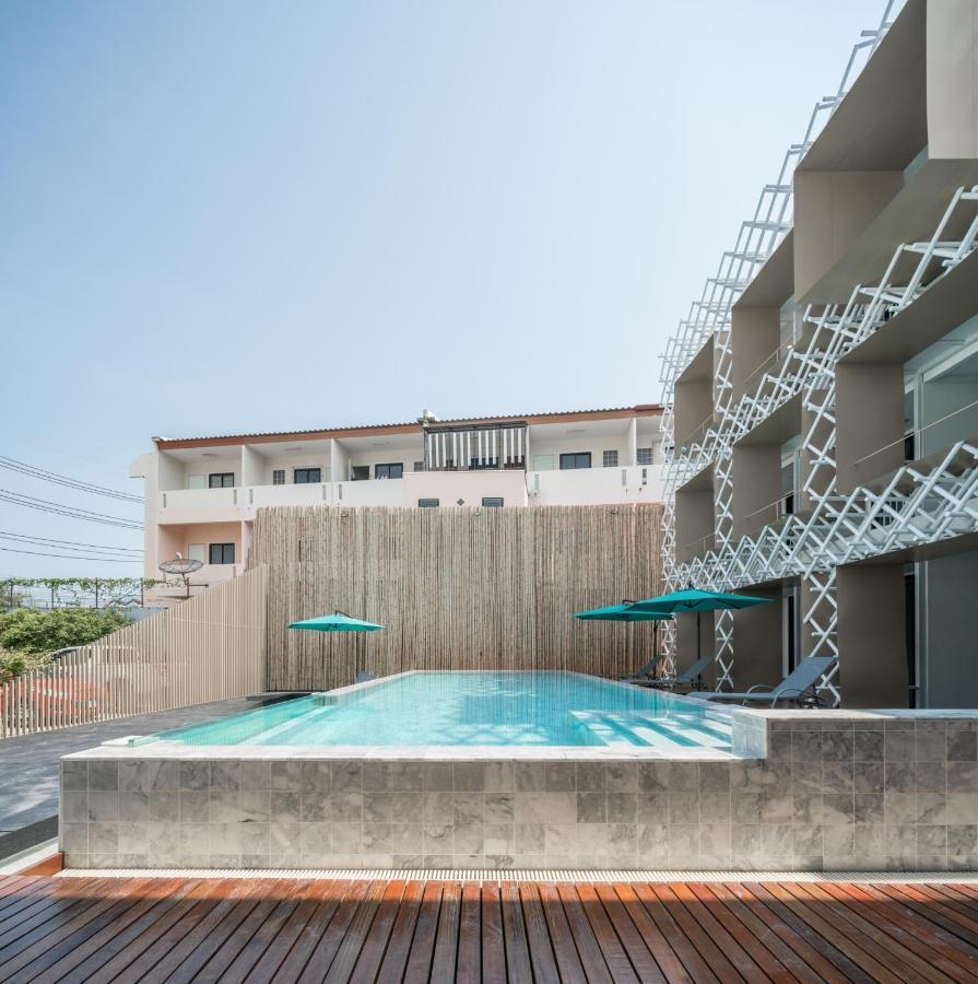 Yanud Residence Phuket Extérieur photo